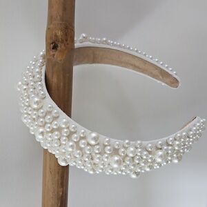 Pearl headband